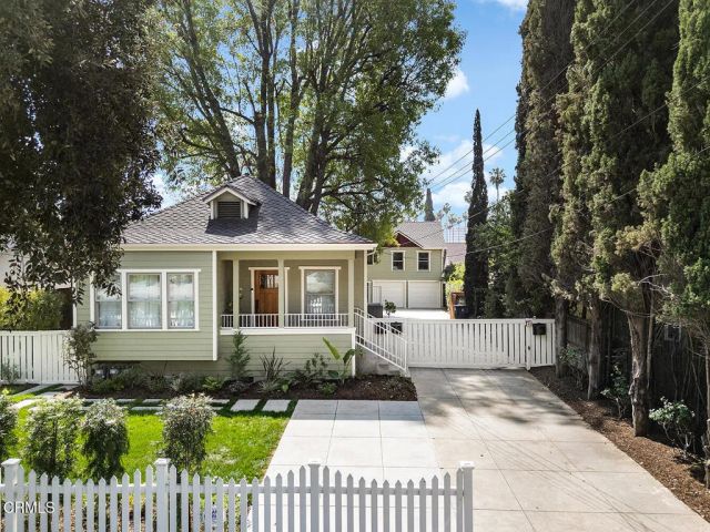 958 E Orange Grove Boulevard, Pasadena, CA 91104