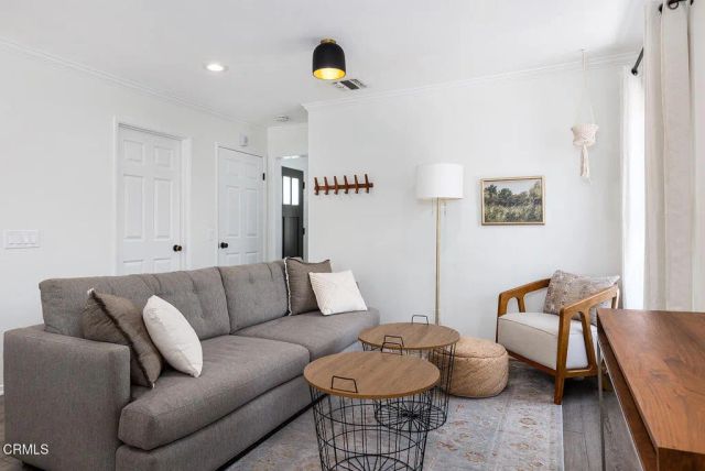 958 E Orange Grove Boulevard, Pasadena, CA 91104