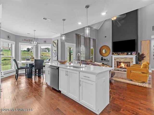 9963 Cypress Willow Cove, Olive Branch, MS 38654
