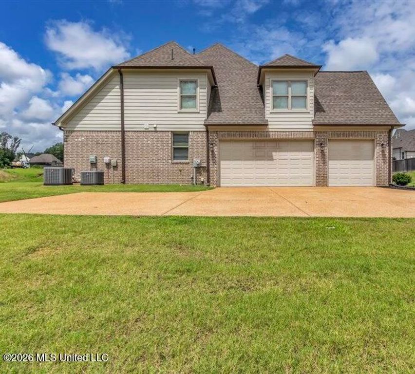 9963 Cypress Willow Cove, Olive Branch, MS 38654 — photo 3