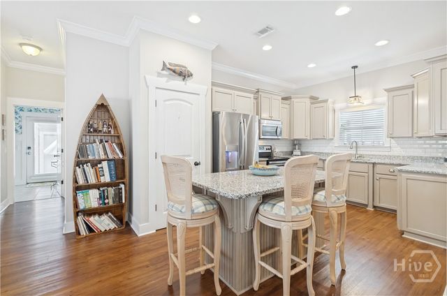 145 Blackjack Oak Drive E, Richmond Hill, GA 31324