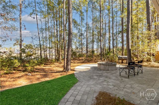 145 Blackjack Oak Drive E, Richmond Hill, GA 31324