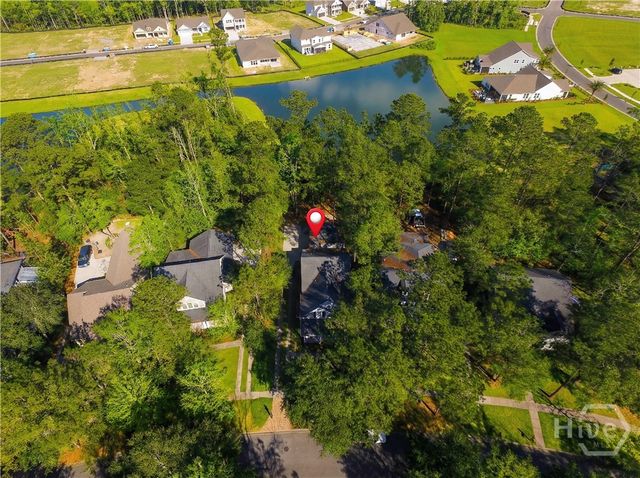 145 Blackjack Oak Drive E, Richmond Hill, GA 31324