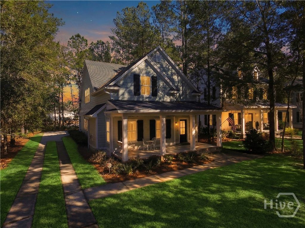 145 Blackjack Oak Drive E, Richmond Hill, GA 31324