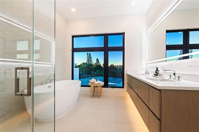 519 ROUNTREE DRIVE, Longboat Key, FL 34228