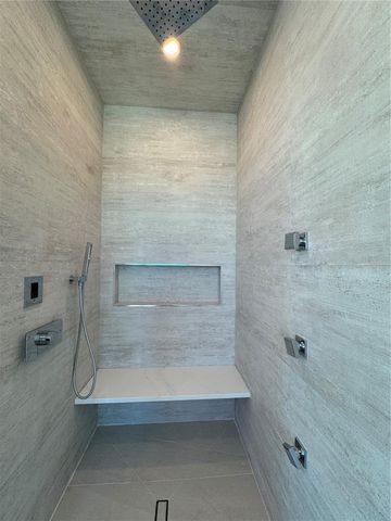 519 ROUNTREE DRIVE, Longboat Key, FL 34228