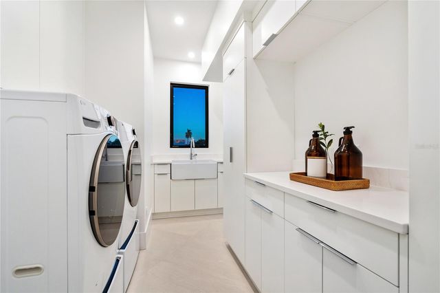 519 ROUNTREE DRIVE, Longboat Key, FL 34228