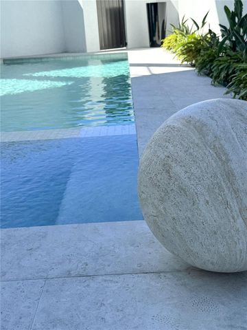 519 ROUNTREE DRIVE, Longboat Key, FL 34228