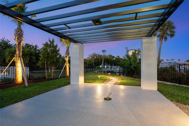 519 ROUNTREE DRIVE, Longboat Key, FL 34228