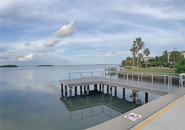 519 ROUNTREE DRIVE, Longboat Key, FL 34228
