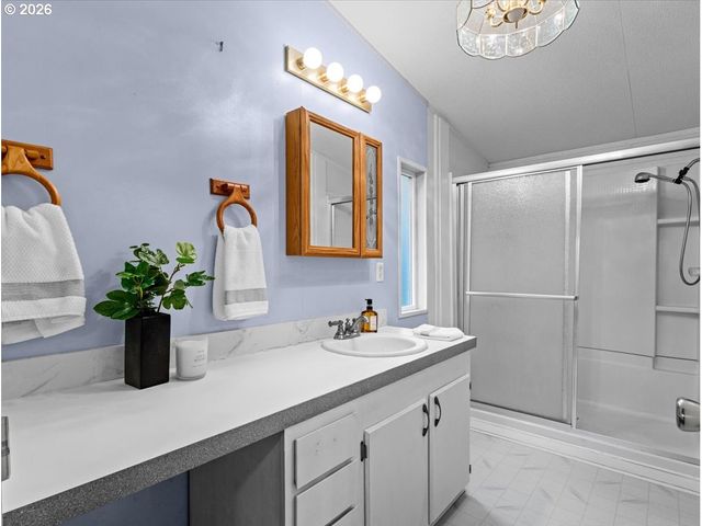 53 HERITAGE Blvd, Longview, WA 98632