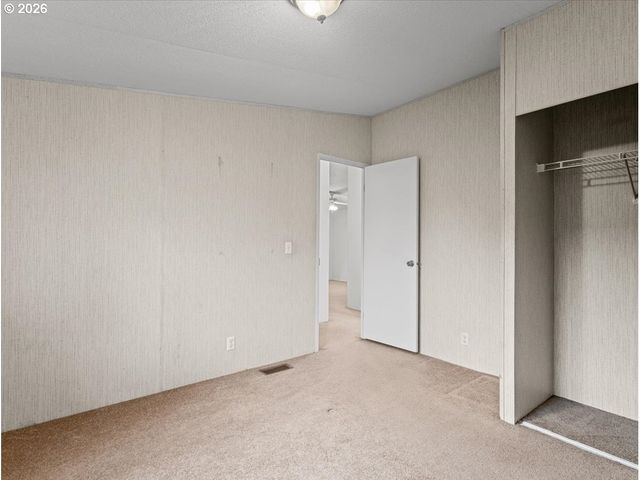 53 HERITAGE Blvd, Longview, WA 98632