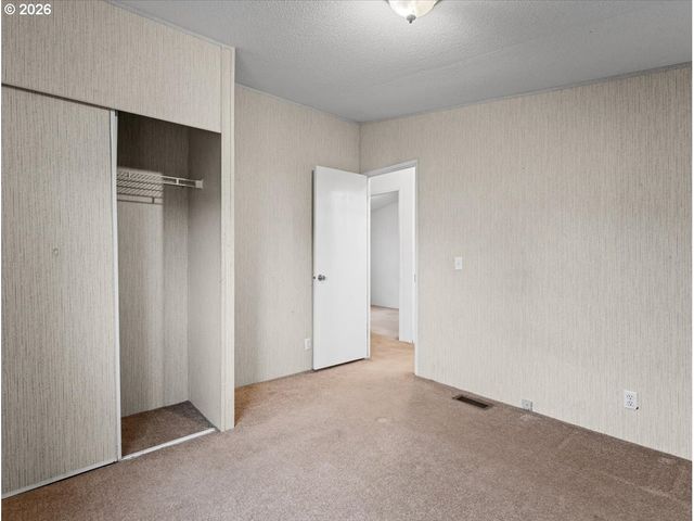 53 HERITAGE Blvd, Longview, WA 98632