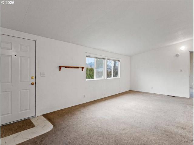 53 HERITAGE Blvd, Longview, WA 98632