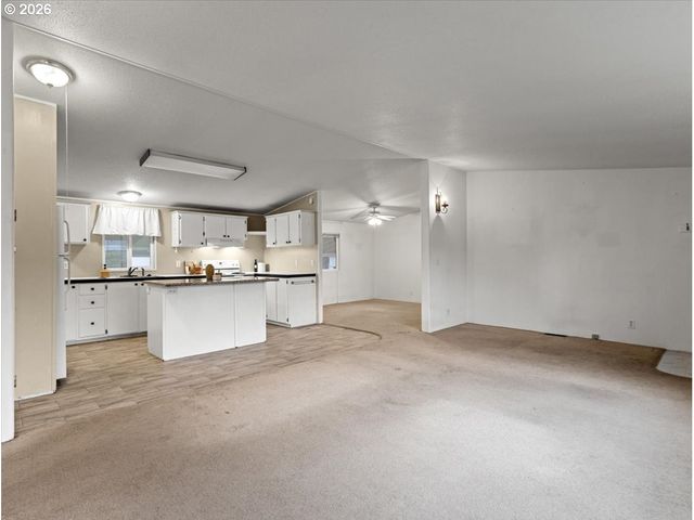 53 HERITAGE Blvd, Longview, WA 98632