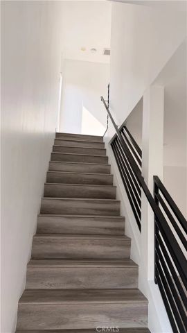1416 S Cloverdale, Los Angeles, CA 90019