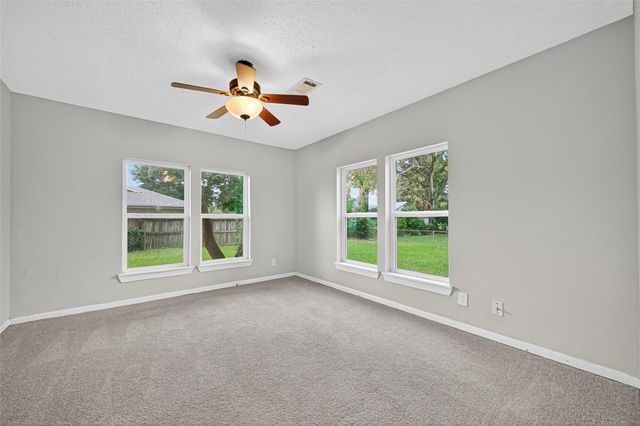 1707 N San Jacinto Street, Liberty, TX 77575
