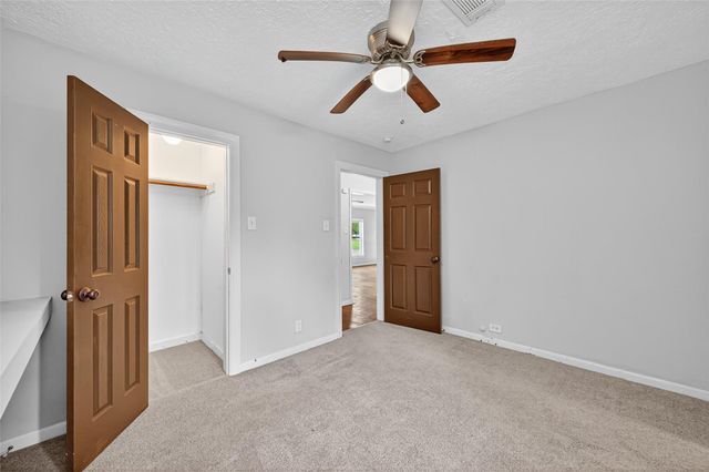 1707 N San Jacinto Street, Liberty, TX 77575
