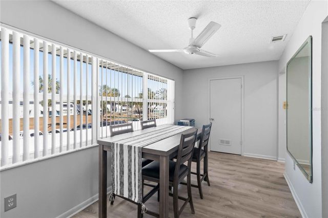 5257 81ST LANE N 16, St Petersburg, FL 33709