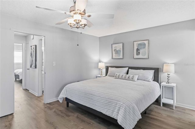 5257 81ST LANE N 16, St Petersburg, FL 33709