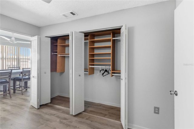 5257 81ST LANE N 16, St Petersburg, FL 33709