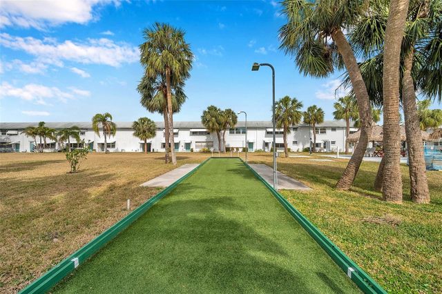 5257 81ST LANE N 16, St Petersburg, FL 33709