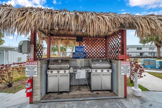 5257 81ST LANE N 16, St Petersburg, FL 33709