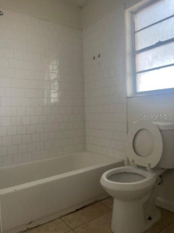 8203 N KLONDYKE STREET, Tampa, FL 33604
