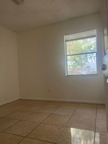 8203 N KLONDYKE STREET, Tampa, FL 33604