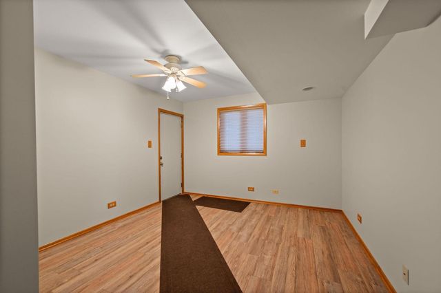 15755 Ridgeland Avenue, Oak Forest, IL 60452