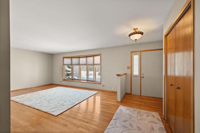 15755 Ridgeland Avenue, Oak Forest, IL 60452