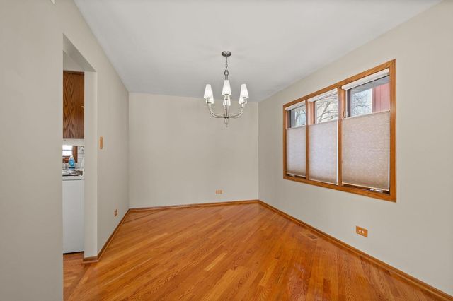 15755 Ridgeland Avenue, Oak Forest, IL 60452