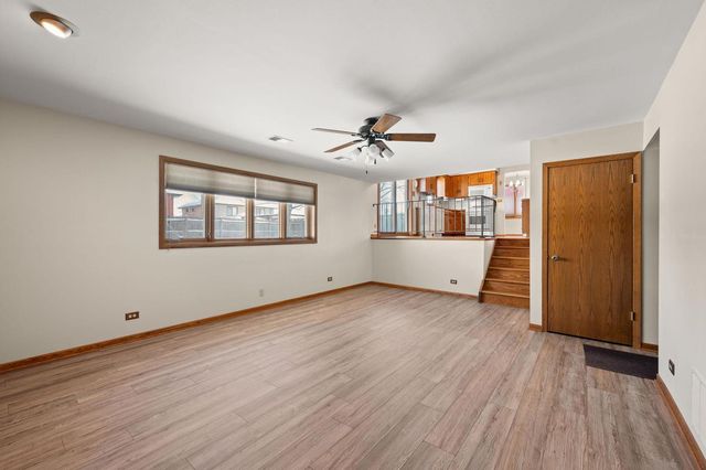 15755 Ridgeland Avenue, Oak Forest, IL 60452