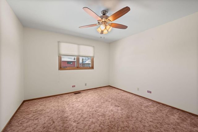 15755 Ridgeland Avenue, Oak Forest, IL 60452