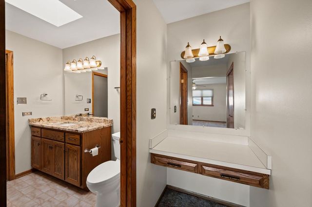 15755 Ridgeland Avenue, Oak Forest, IL 60452