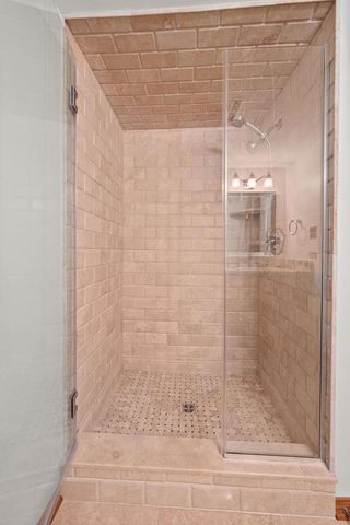 15755 Ridgeland Avenue, Oak Forest, IL 60452