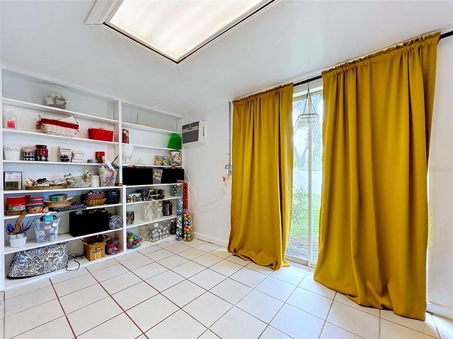 1005 HALLWOOD LOOP, Brandon, FL 33511