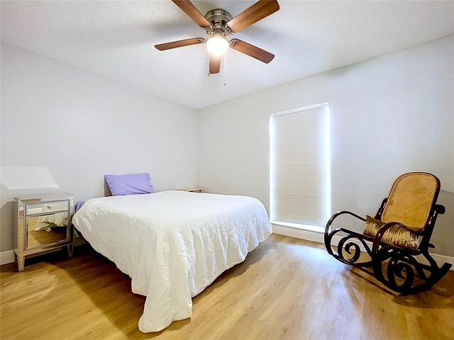 1005 HALLWOOD LOOP, Brandon, FL 33511