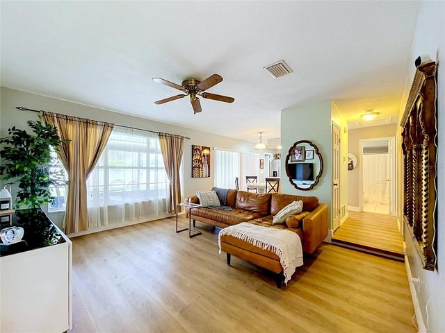 1005 HALLWOOD LOOP, Brandon, FL 33511