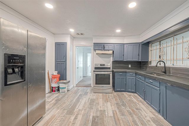 6718 Madrid Street, Houston, TX 77021