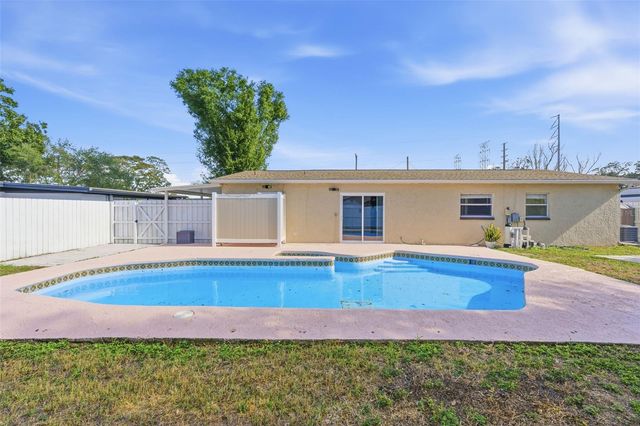 318 COUNTRY CLUB DRIVE, Oldsmar, FL 34677