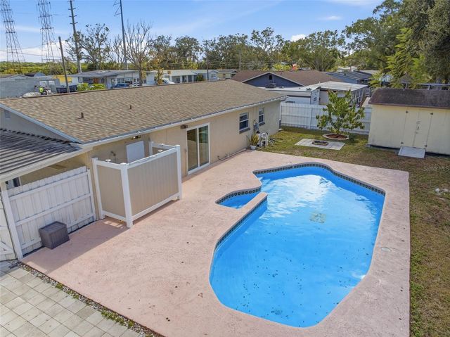 318 COUNTRY CLUB DRIVE, Oldsmar, FL 34677