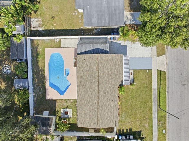 318 COUNTRY CLUB DRIVE, Oldsmar, FL 34677