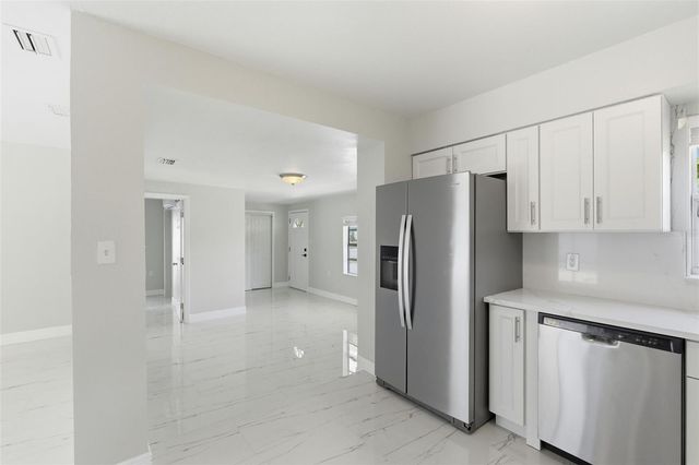 318 COUNTRY CLUB DRIVE, Oldsmar, FL 34677