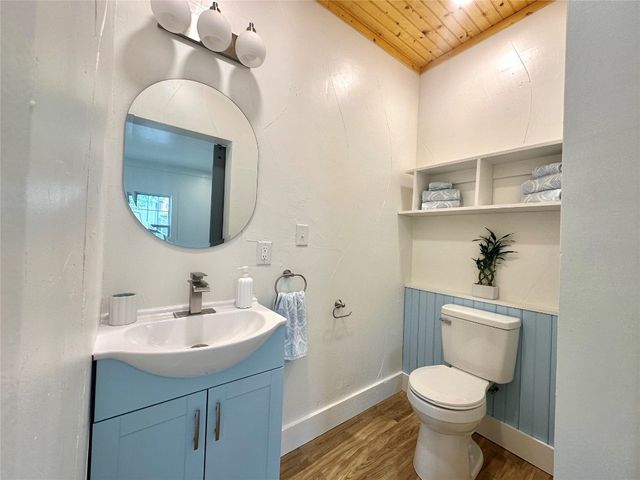 812 E Apache Street, Norman, OK 73071