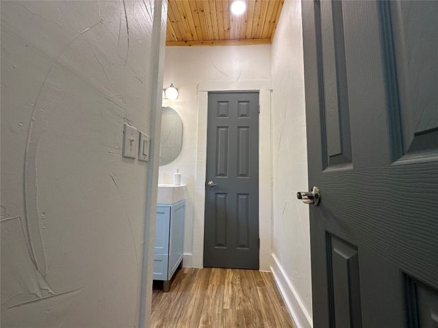 812 E Apache Street, Norman, OK 73071