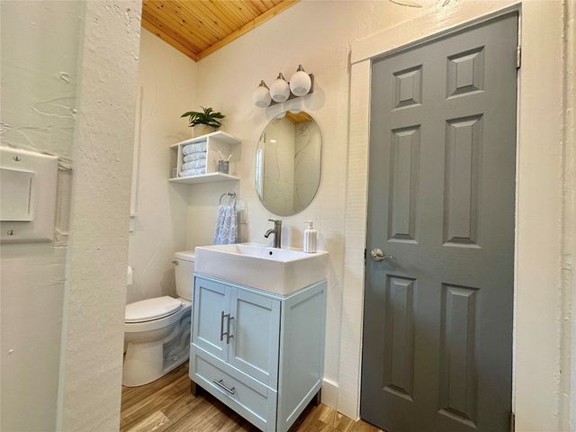 812 E Apache Street, Norman, OK 73071