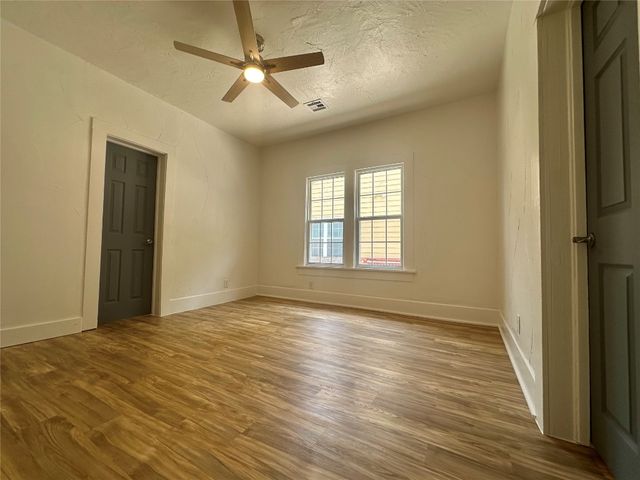 812 E Apache Street, Norman, OK 73071