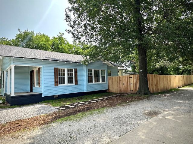 812 E Apache Street, Norman, OK 73071