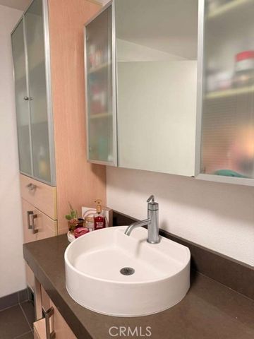 1234 Wilshire 233, Los Angeles, CA 90017